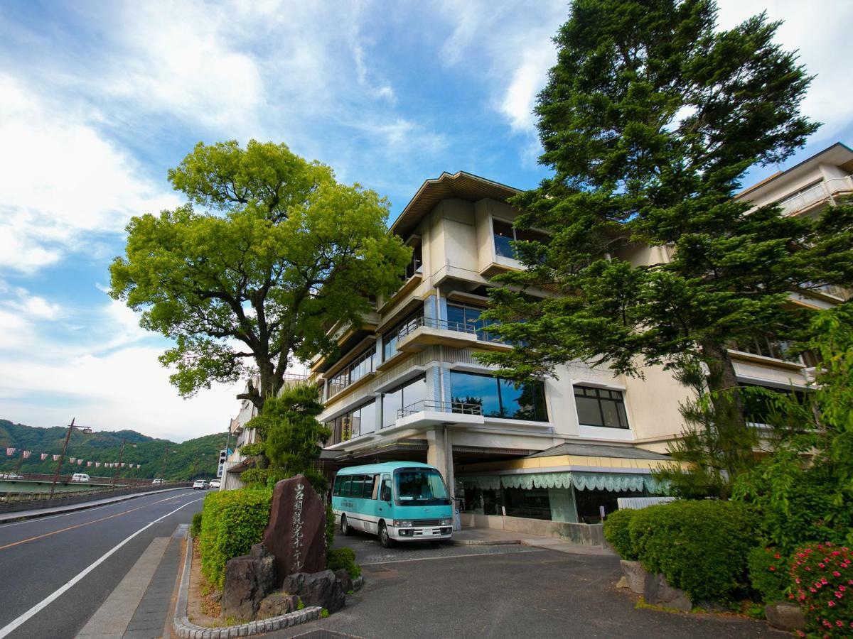 Iwakuni Kokusai Kanko Hotel Exterior photo