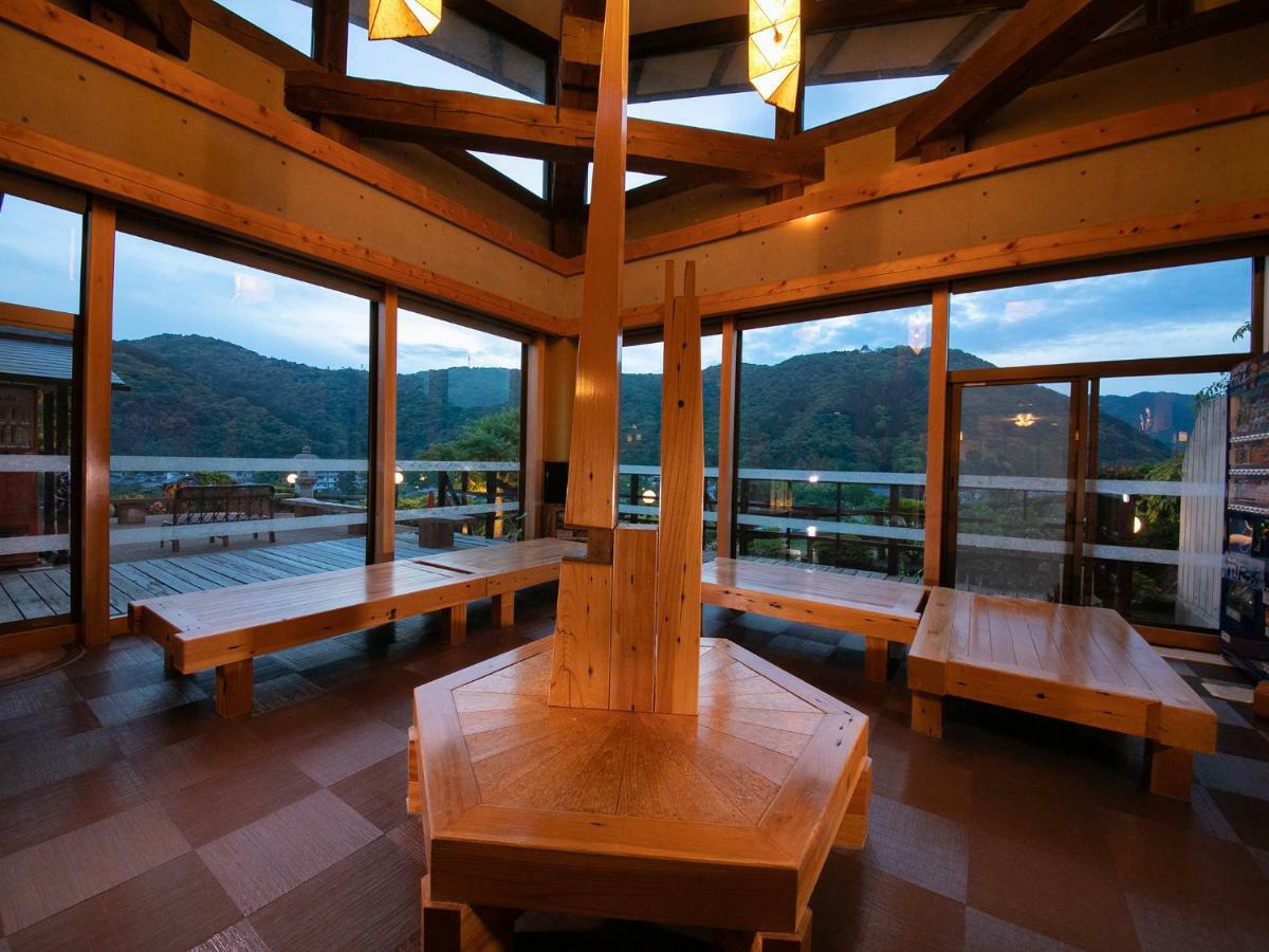 Iwakuni Kokusai Kanko Hotel Exterior photo