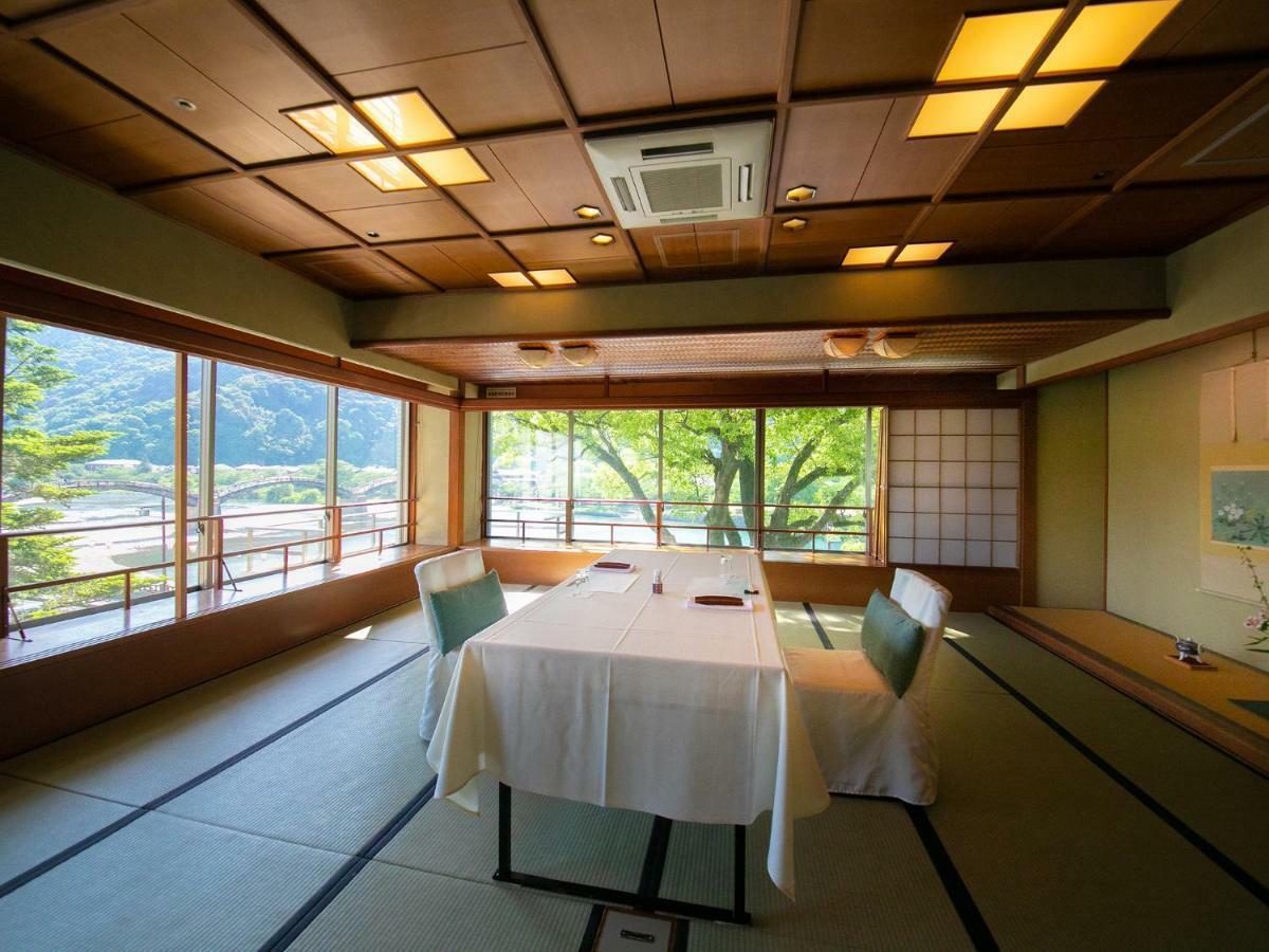 Iwakuni Kokusai Kanko Hotel Exterior photo