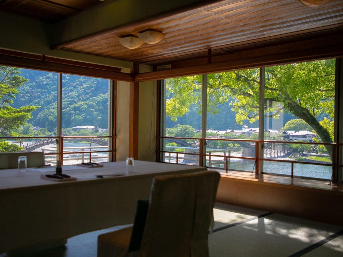 Iwakuni Kokusai Kanko Hotel Exterior photo