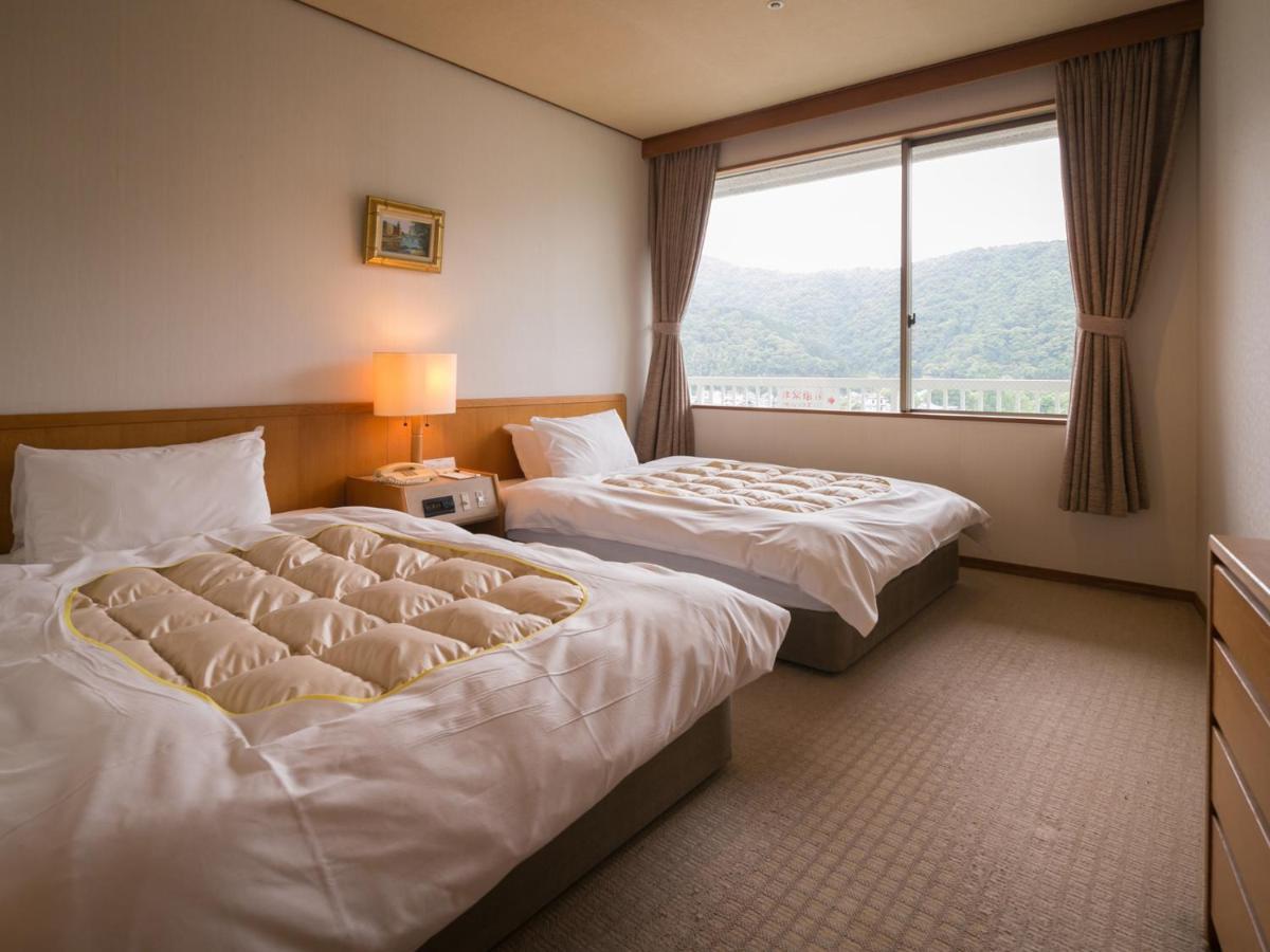 Iwakuni Kokusai Kanko Hotel Exterior photo