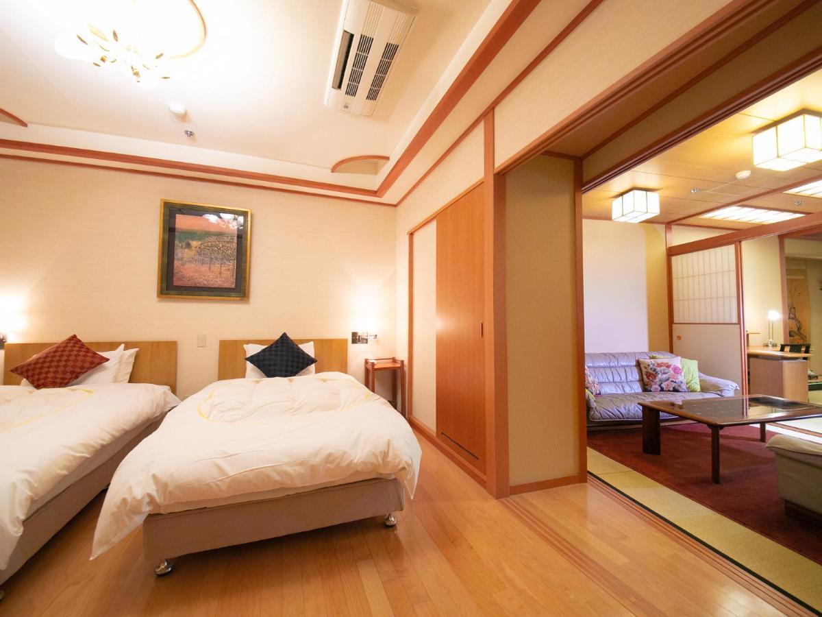 Iwakuni Kokusai Kanko Hotel Exterior photo