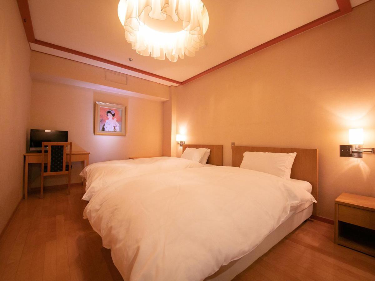 Iwakuni Kokusai Kanko Hotel Exterior photo